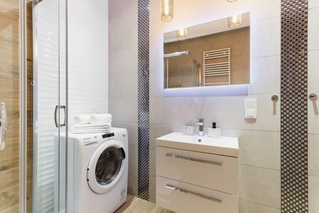 Tauron Arena Elegant Apartment Dabska By Noclegi Renters Krakow Bagian luar foto